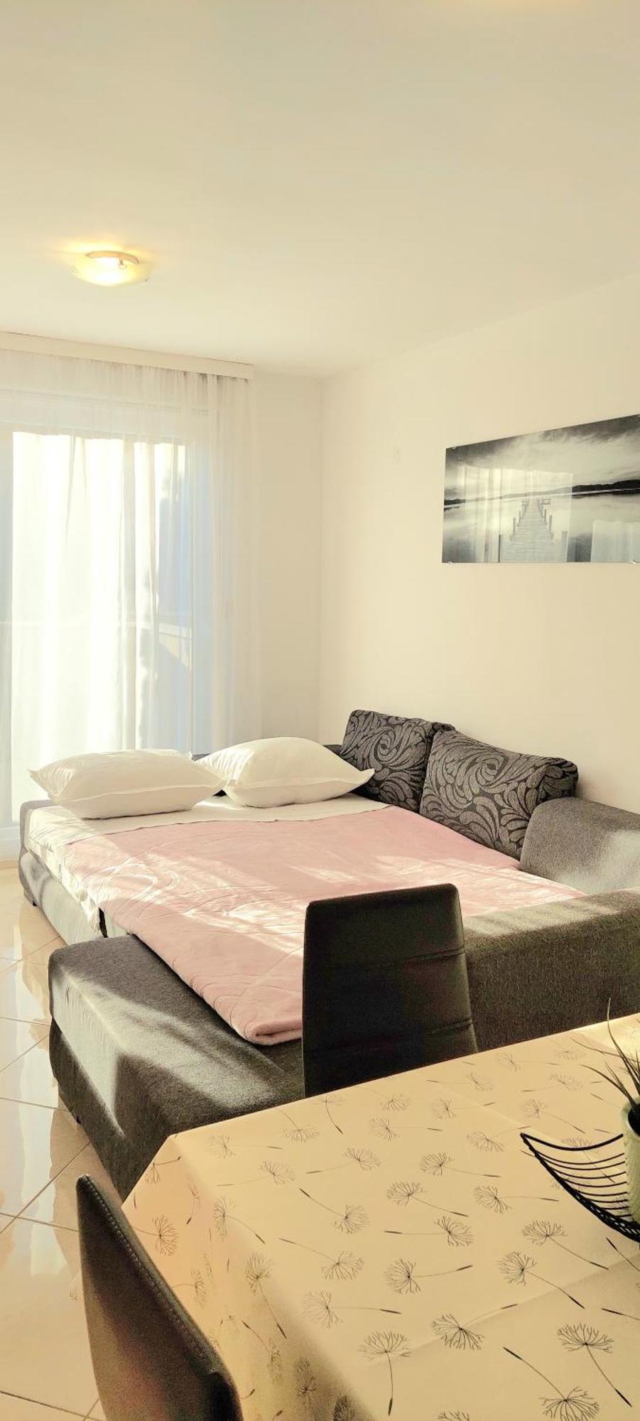Cozy Apartment With Free Private Parking Спліт Номер фото